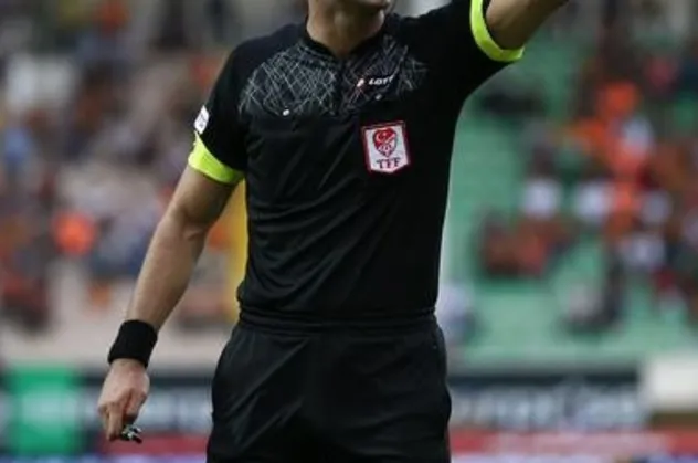 UEFA'dan Türk hakeme görev