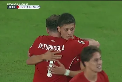 turkiye-3-1-izlanda-kerem-akturkoglu-gol-olup-yagdi-1725915349152.jpg