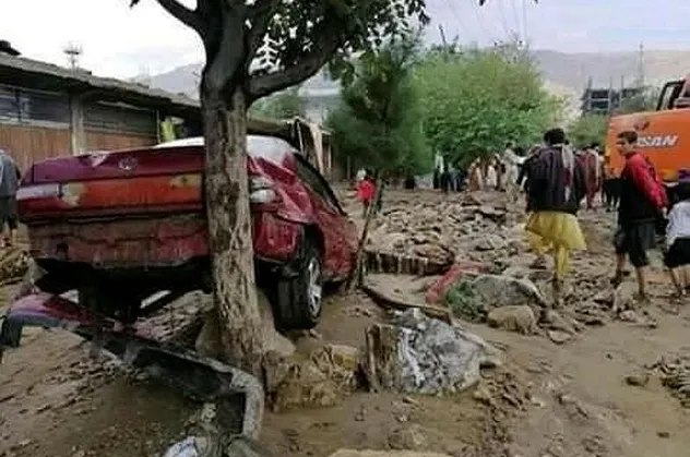 Son dakika: Afganistan'da sel felaketi: Hayatını kaybedenlerin sayısı 70'e çıktı