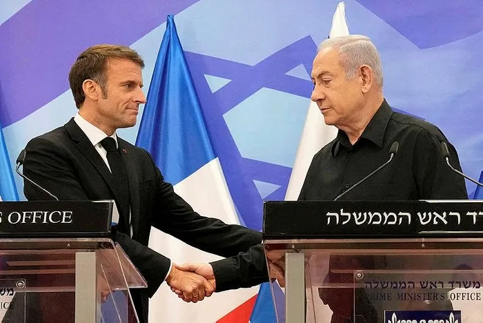 macron-fransiz-diplomatlarin-hedefinde-bir-gun-israil-yanlisi-ertesi-gun-filistin-yanlisi-1700748460194.jpeg Macron Fransız diplomatların hedefinde: Bir gün İsrail yanlısı ertesi gün Filistin yanlısı-3