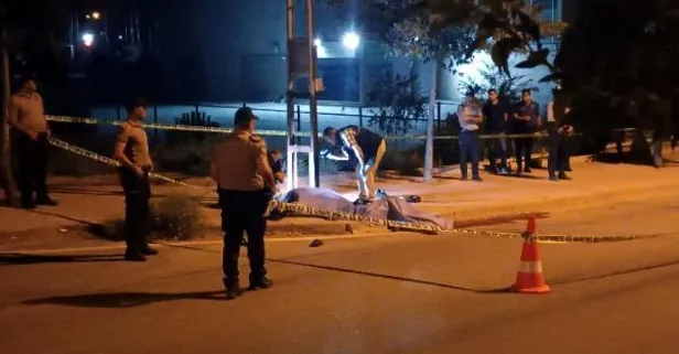Adana’da korkunç kaza! Motosiklet kaldırıma çarptı: 2 kişi hayatını kaybetti