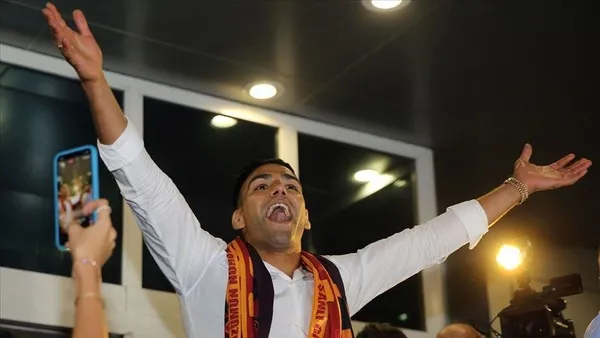 Kıvanç Tatlıtuğ'dan Bensu Soral'a Funda Arar'dan Rachel Araz'a... Kemer Country'deki evlerin bedeli 17 milyon TL-9