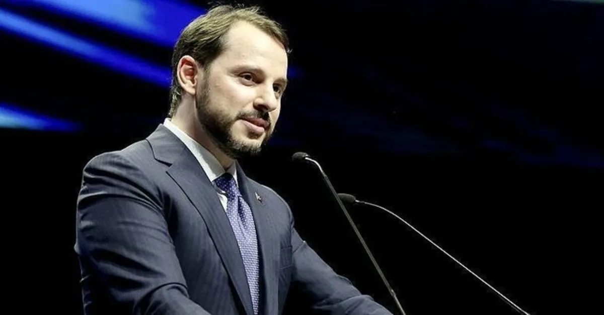 Bakan Albayrak İstanbul'da iş dünyası ile buluşuyor