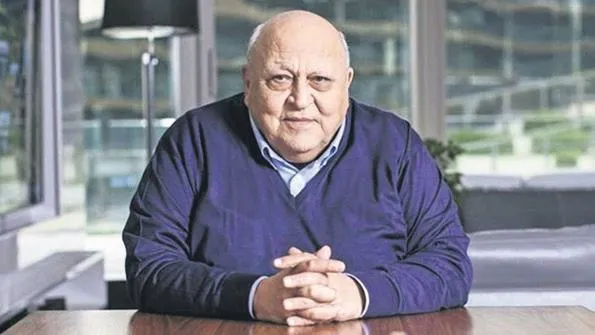 İş dünyasının önde gelen isimleri dün Sabah Gazetesi tarafından düzenlenen 'Babalar Günü' webinarında buluştu-4