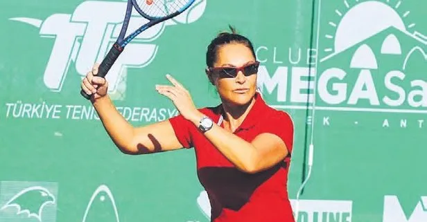 Hülya Avşar’ın kendi adını taşıyan tenis turnuvasında şampiyon oldu!