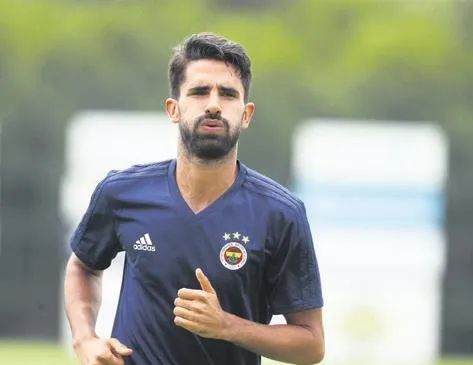 Listenin başında Alper var