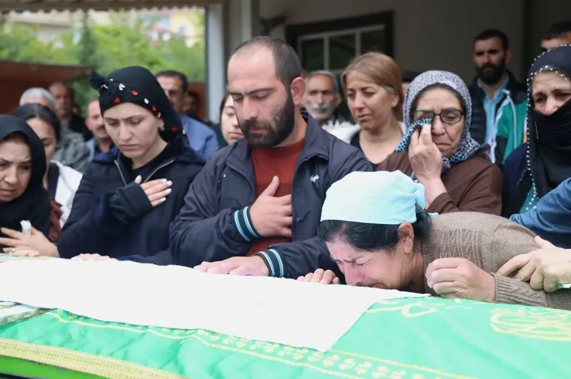 Anneler Günü'nde anneye evlat acısı! Kan donduran detaylar: 7 gündür kayıptı | Toprağa gömülü cesedi bulundu | Köpek kan kokusunu...-4