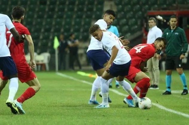 Ümit Milliler fırsat tepti! (MS: Türkiye 2-3 İngiltere)