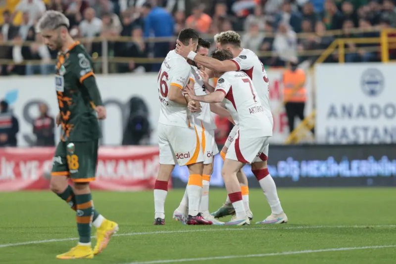 Okan Buruk'tan Jorge Jesus'un o sözlerine flaş yanıt! - 3