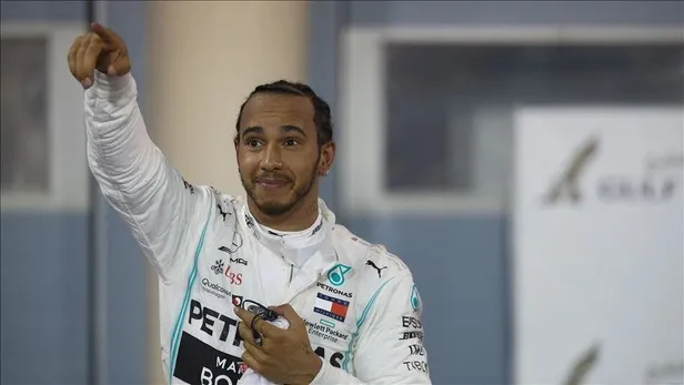 kazalarin-damga-vurdugu-f1-toskana-grand-prixsini-hamilton-kazandi-1600014119259.jpeg Kazaların damga vurduğu F1 Toskana Grand Prix'sini Hamilton kazandı!-3