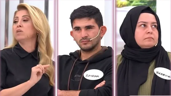 16-yillik-buyuk-kavusma-esra-erolda-duygu-yuklu-anlar-annemi-istiyorum-diyen-21-yasindaki-bayram-son-kararini-1677267469306.jpg 16 yıllık büyük kavuşma! Esra Erol’da duygu yüklü anlar! “Annemi istiyorum” diyen 21 yaşındaki Bayram son kararını verdi...-6