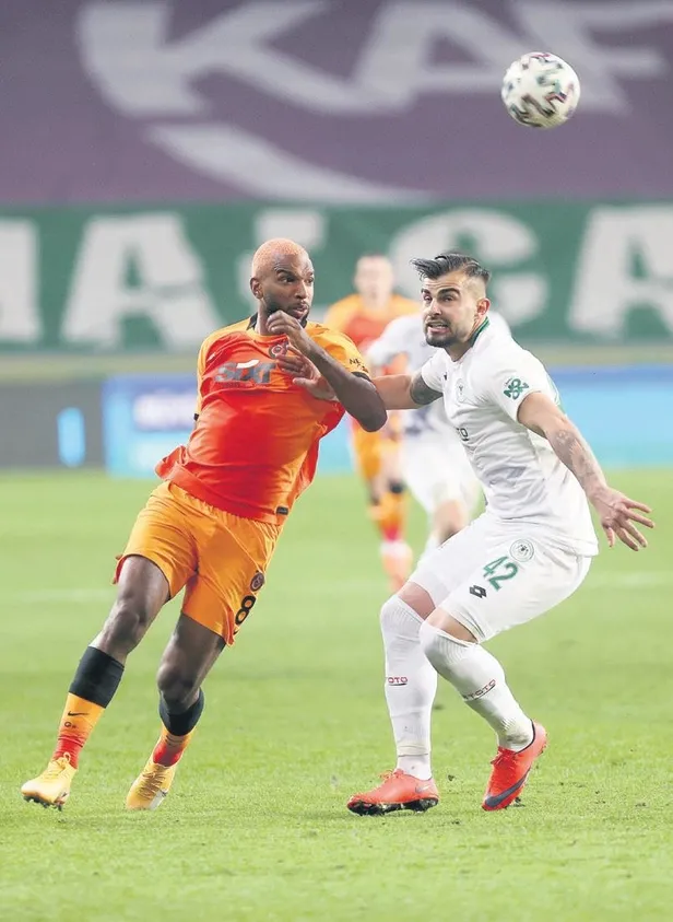 fenerbahcenin-yeni-sol-kanat-transferi-bruma-1-yillik-kiralik-sozlesmeye-imzayi-atti-1655418230987.jpeg Fenerbahçe'nin yeni sol kanat transferi Bruma 1 yıllık kiralık sözleşmeye imzayı attı-2