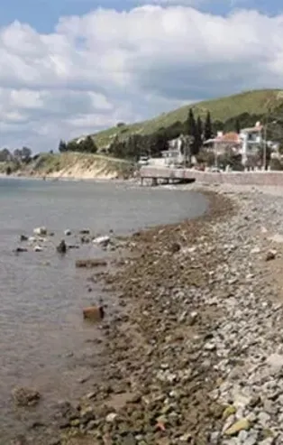 İzmir Dikili'de, deniz suyu çekilmesi 50 metreyi buldu