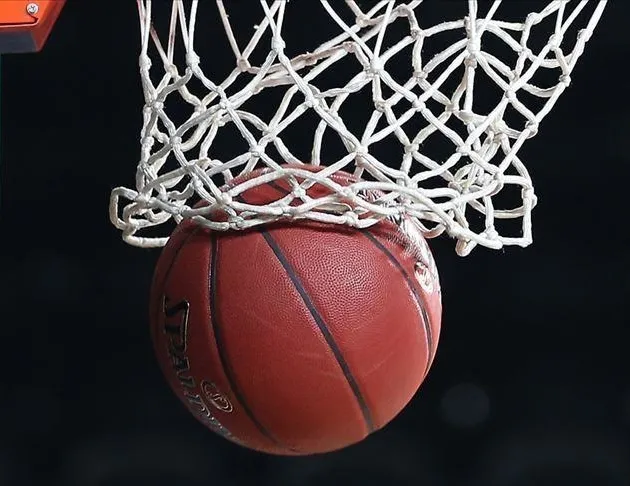 Fener’de 1 gitti 1 geldi