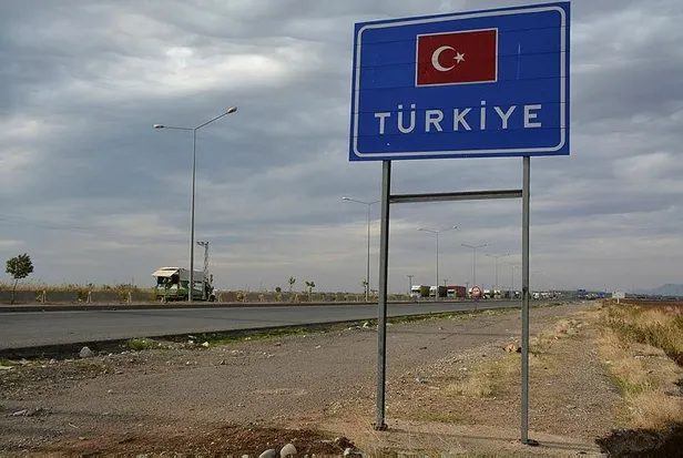 SON DAKİKA: Türkiye'nin Orta Doğu’ya açılan kapısı Habur'da araç yoğunluğu: Günlük 4 binin üzerine çıktı-5