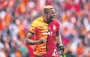 Galatasaray Victor Osimhen’i en geç pazar İstanbul’da görmek istiyor