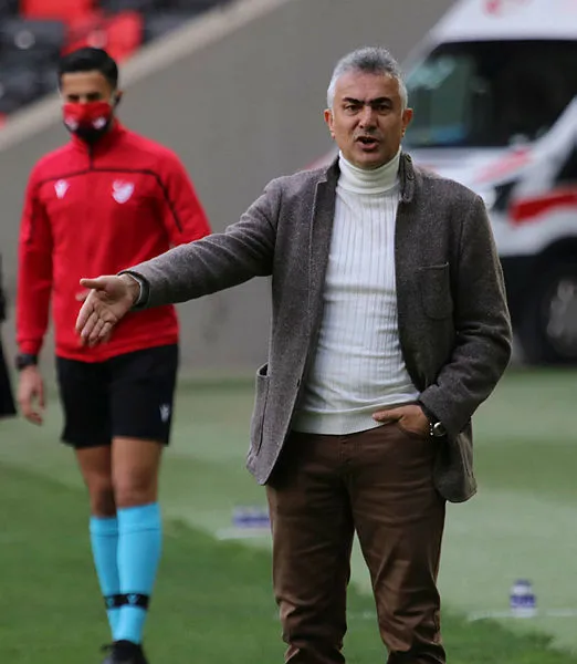 genclerbirligi-teknik-direktoru-mehmet-altiparmaktan-flas-analiz-bir-hata-yaptik-ve-bedelini-odedik-1614703618026.jpg Gençlerbirliği Teknik Direktörü Mehmet Altıparmak'tan flaş analiz: Bir hata yaptık ve bedelini ödedik-2