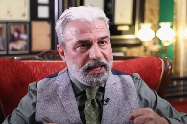 Osmanlı'da mezuniyet belgeleri nelerdi? Koleksiyoner Enver Beşinci tüm detaylarını anlattı