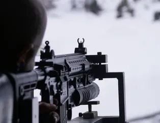 Yerli üretim bomba atar "AK40-GL"  Mehmetçiğe teslim edildi