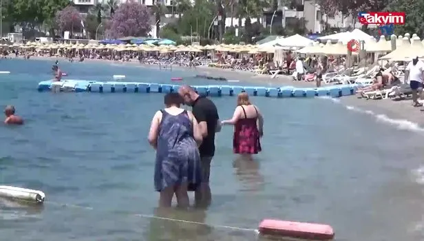 Bodrum’da sahiller hareketlendi vatandaşlar deniz, kum ve güneşin tadını çıkardılar