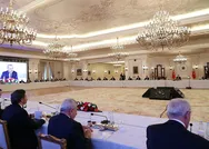 Başkan Erdoğanın liderliğinde yapılan Koronavirüsle Mücadele Eşgüdüm Toplantısı öncesi dikkat çeken görüntü