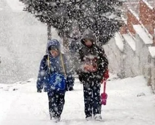 O ilçemizde okullar tatil edildi