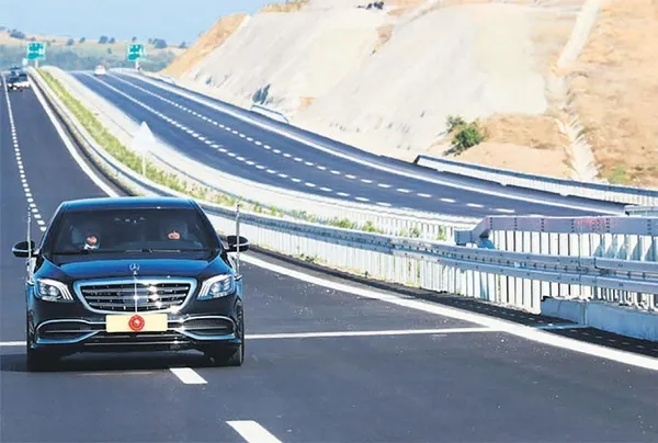 Dünya salgınla boğuşurken Türkiye sağlıkta devrim yaptı! Şehir Hastaneleri, Coronavirüs ile mücadelede kritik rol oynadı-12