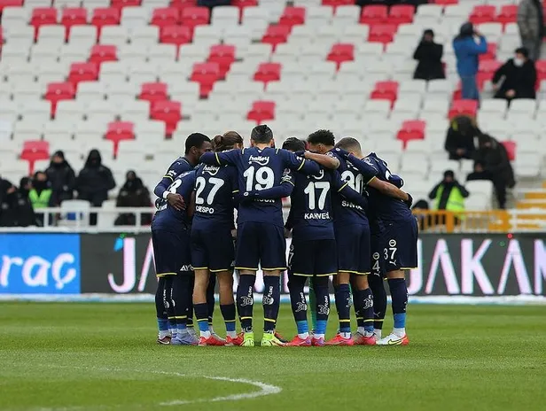 Fenerbahçe'de korona şoku: 4 futbolcu pozitif çıktı!-3