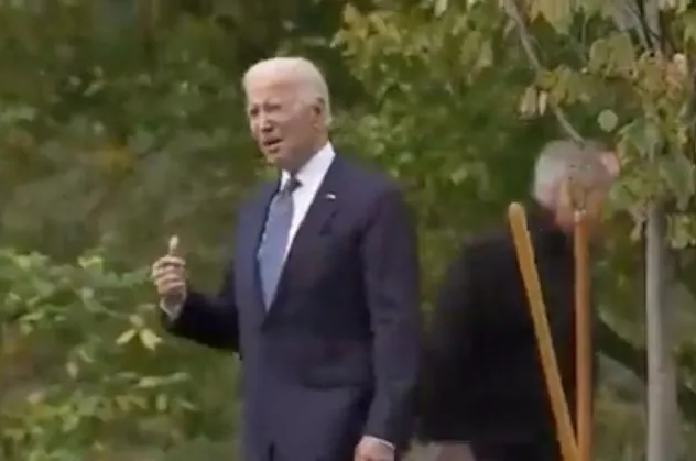 ABD Başkanı Joe Biden Beyaz Saray'ın yolunu şaşırdı! İngiltere yeni başbakanı Rishi Sunak'ın adını yanlış söyledi