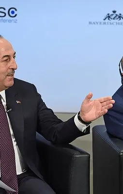 Çavuşoğlu'ndan ders gibi cevap
