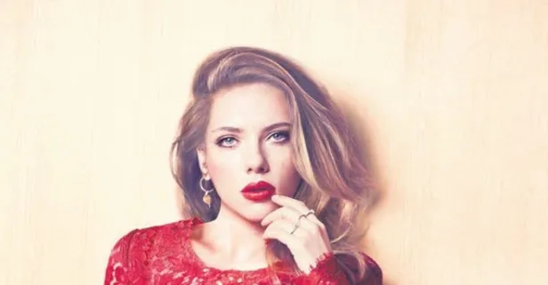 Ünlü oyuncu Scarlett Johansson'a bomba tehditi!