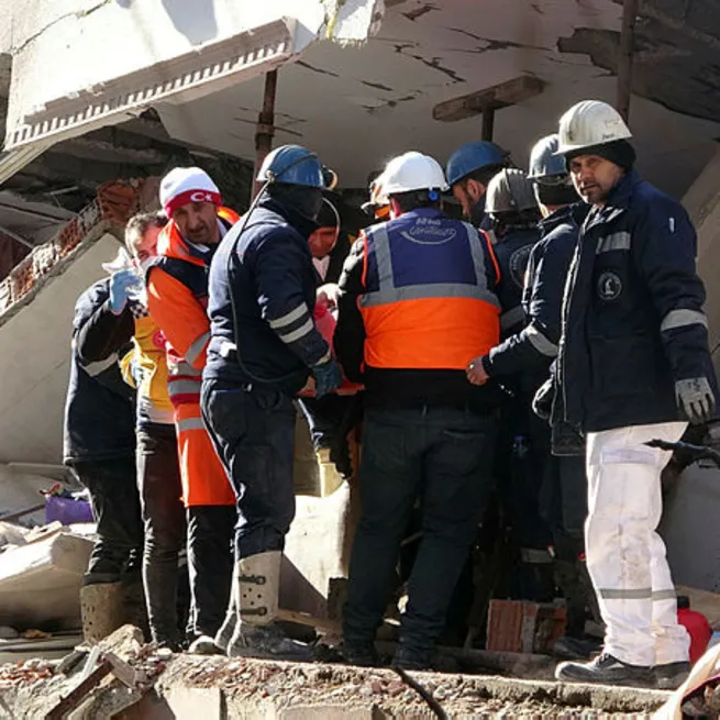 ÜCRETSİZ Otel ve konaklama LİSTESİ! Depremzedeler için ücretsiz oteller nerede? İL İL konaklama yerleri! Antalya, Alanya, Mersin, Manavgat...