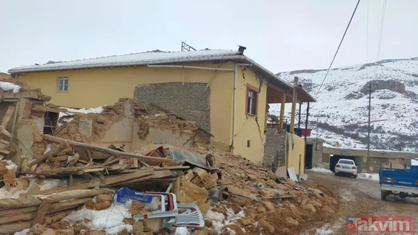 Malatya Akçadağ'daki kerpiç evler ağır hasar gördü! Bölgeden kare kare yıkım görüntüleri - 11