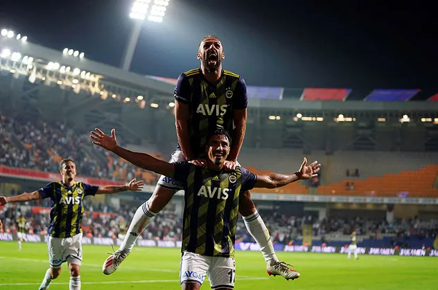 Vedat Muriç Fenerbahçe'den ayrılıyor mu? Menajeri Haluk Canatar resmen açıkladı