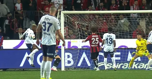 Fenerbahçe'nin Gaziantep FK'ya attığı gollere iptal kararı!