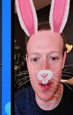 Kişisel bilgileri çalarak büyük bir skandala imza atan Facebook çareyi çöpçatanlıkta buldu!
