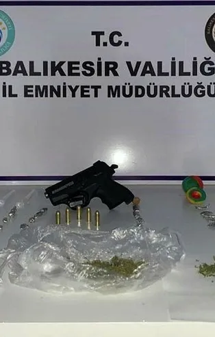 Ayvalık Polisi’nden torbacı avı