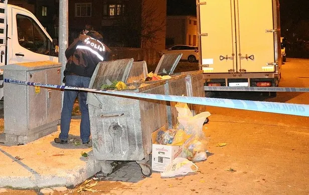 vicdansizlik-canakkalede-cop-konteynerine-terk-edilen-bebek-hayatini-kaybetti-1608664963960.jpeg Vicdansızlık! Çanakkale’de çöp konteynerine terk edilen bebek hayatını kaybetti-3