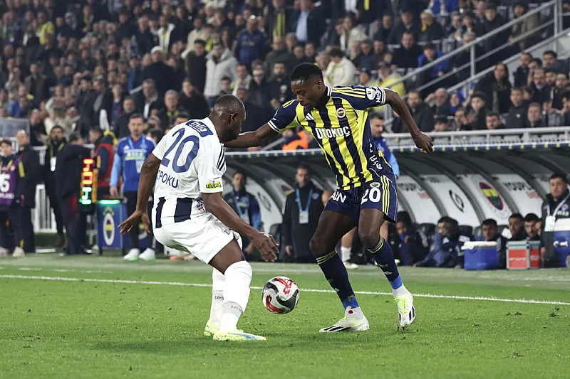 Yarıştan kopmak yok! Fenerbahçe'nin Antalyaspor maçı muhtemel 11'i - 8