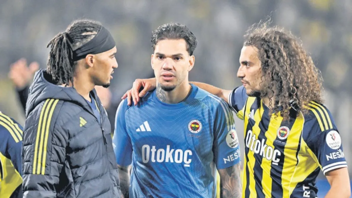 Fenerbahçe'de Ederson krizi: 13 milyon euroluk maaşı ayrılığa engel oluyor