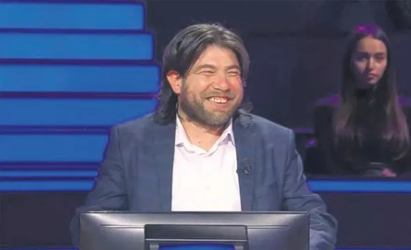 gulduren-yarismaci-1612117546373.jpeg Hareketleriyle Kenan İmirzalıoğlu'nu da güldürdü! Ali Tutar Kim Milyoner Olmak İster'e damga vurdu-3
