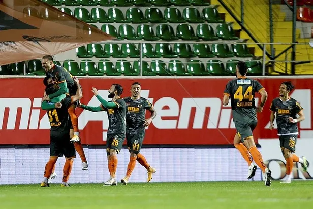 Beşiktaş'a karşı ilk galibiyet: Lider Aytemiz Alanyaspor'un evinde bileği bükülmüyor-2