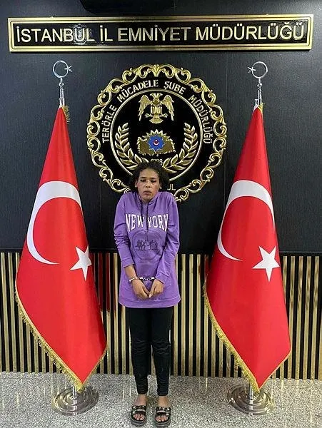 istiklaldeki-kanli-saldirida-2-hainin-izi-suruluyor-haci-ve-bilal-hassan-kim-bunlar-1668668389300.jpeg İstiklal'deki kanlı saldırıda 2 hainin izi sürülüyor! Hacı ve Bilal Hassan... Kim bunlar?-8