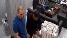 Son dakika: CHPdeki balya balya para skandalında yeni perde! İşin ucu Özgür Karabata mı uzanıyor? Çakarlı araçla Kültür A.Ş.den 6 ay boyunca çanta çanta para