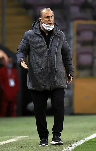 Fatih Terim'den hakeme isyan: Kırmızı değil de ne!