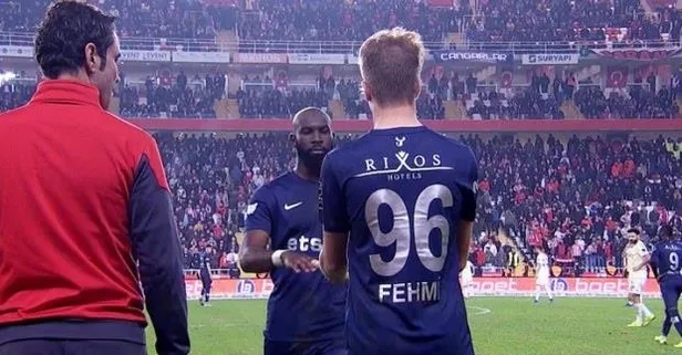Süper Lig'de tarihi an: 15 yaşındaki Fehmi Koç 90+3'te oyuna girdi!