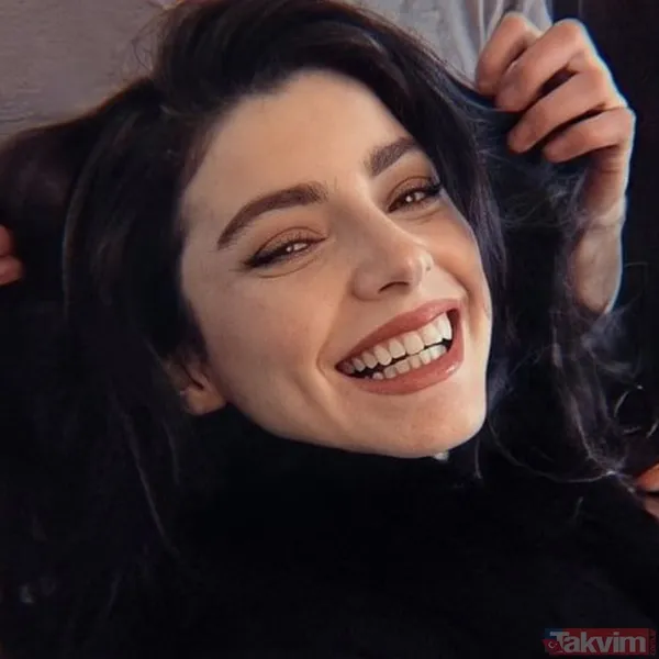 Merve Boluğur açıldıkça açıldı! ‘Gece sporu’ paylaşımı sosyal medyayı ikiye böldü hem tarzı hem pozu çok konuşuldu - 6