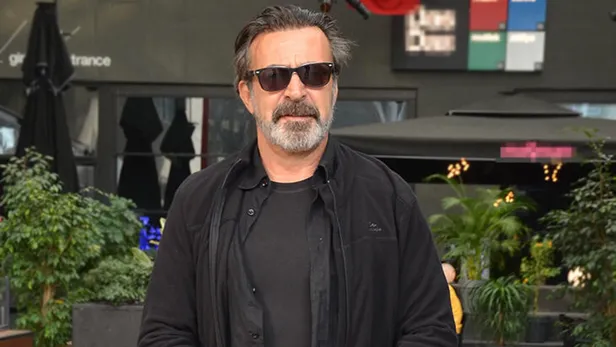 aile-dizisine-akasya-duragindan-efsane-transfer-serenay-sarikaya-ve-kivanc-tatlitug-ortaligi-yakip-gececek-diz-1671650580641.jpg Aile dizisine Akasya Durağı'ndan efsane transfer! Serenay Sarıkaya ve Kıvanç Tatlıtuğ ortalığı yakıp geçecek! Diziye resmen yıldız yağıyor!-3