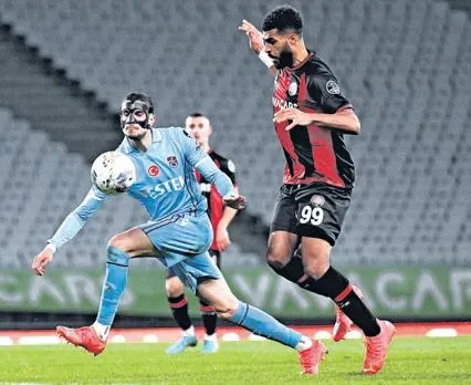 trabzonspor-teknik-direktoru-abdullah-avcidan-mesaj-var-simdi-seri-zamani-1673225112382.jpeg Trabzonspor teknik direktörü Abdullah Avcı'dan mesaj var: Şimdi seri zamanı!-2