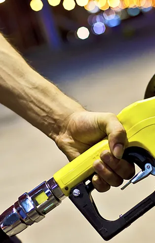 Son dakika: Benzine indirim yapıldı